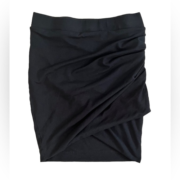 Express Dresses & Skirts - Express Black Vintage Mid Length Skirt with Front Split - Size XS